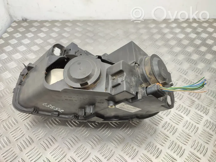 Citroen C4 Cactus Phare frontale 9800901380