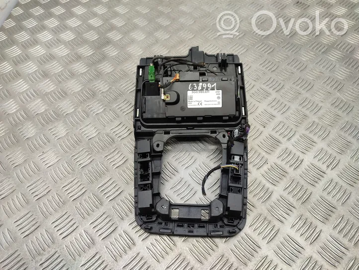 Volkswagen PASSAT B8 Module de charge sans fil 5G0980611