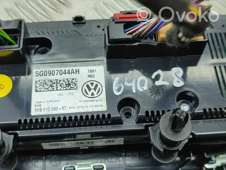 Volkswagen PASSAT B8 Ilmastoinnin ohjainlaite 5G0907044AH