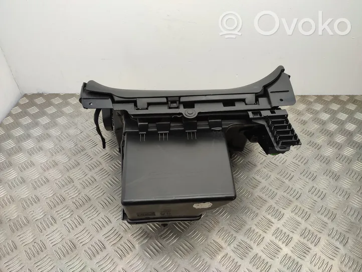 Citroen C4 II Picasso Glove box 9677842077