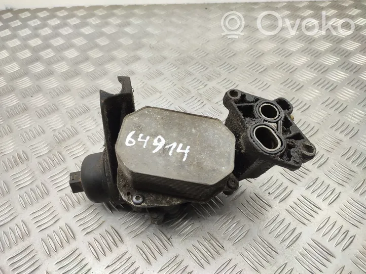 Opel Vivaro Oil filter mounting bracket 