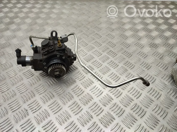 Nissan Qashqai Fuel injection system set 0445010404