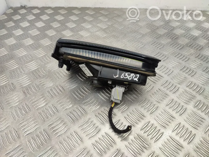 Jeep Compass Lampy tylnej klapy bagażnika P55112684AA