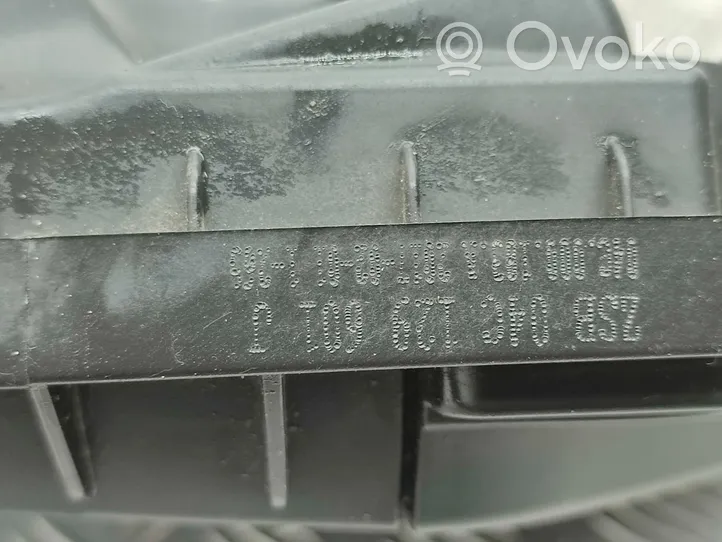 Volkswagen Golf VII Obudowa filtra powietrza 04C129620A