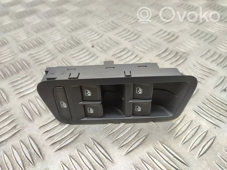 Volkswagen Golf Sportsvan Interruttore di controllo dell’alzacristalli elettrico 5G0959857D