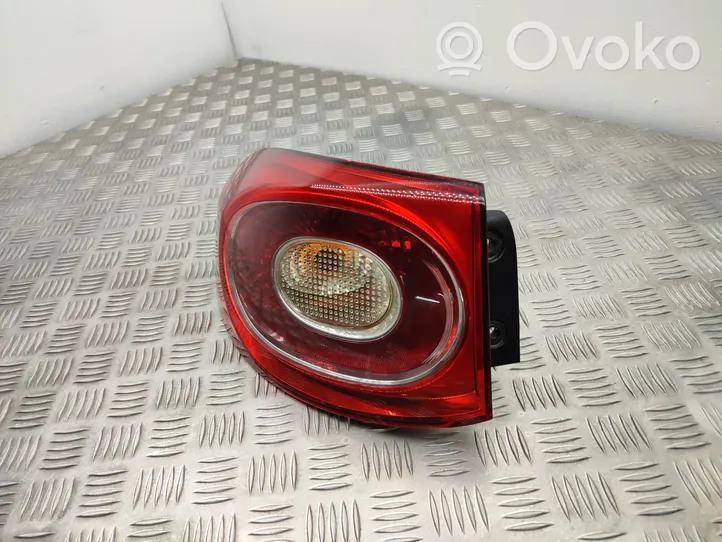 Volkswagen Tiguan Rear/tail lights 5N0945095H