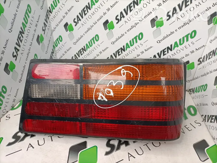 Ford Orion Lampy tylnej klapy bagażnika 