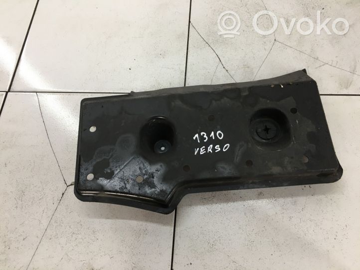 Toyota Verso Unterfahrschutz Unterbodenschutz Fahrwerk hinten 581680F010