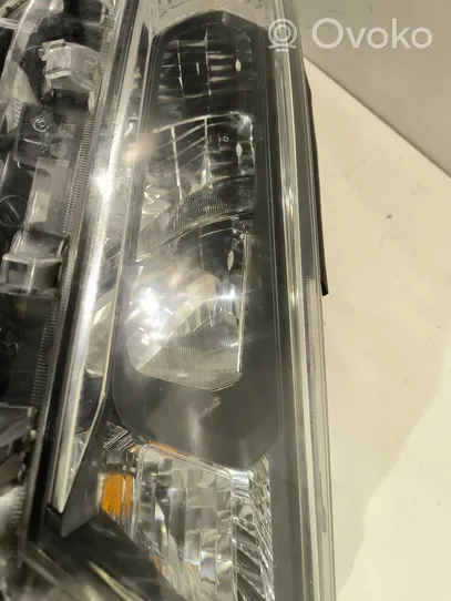 Toyota RAV 4 (XA50) Faro delantero/faro principal 8990842020