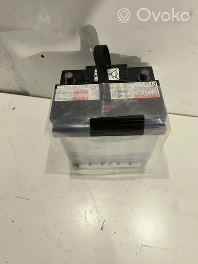 Toyota RAV 4 (XA50) Batterie 345LN1MF