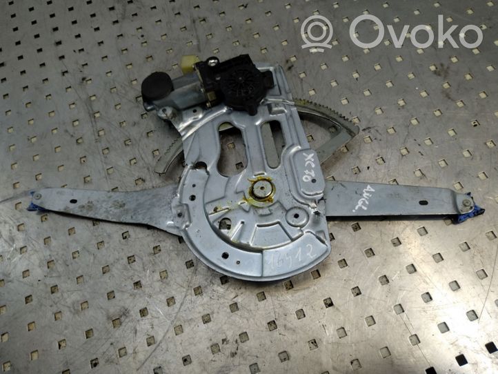 Volvo XC90 Front door window regulator with motor 8626321