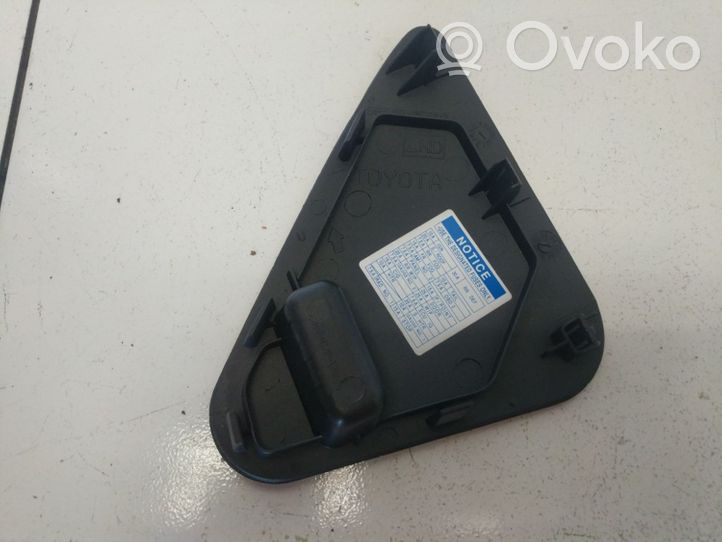 Toyota Corolla Verso E121 Couvercle de boîte à fusibles 555450F010