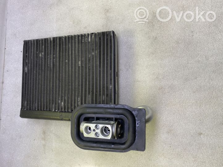 BMW 6 E63 E64 Air conditioning (A/C) radiator (interior) R134A