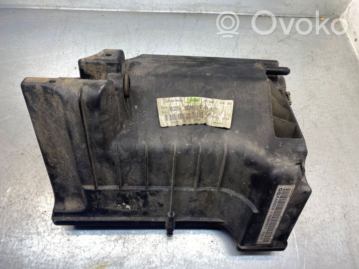 Mercedes-Benz Vaneo W414 Boîtier de filtre à air A1660940001