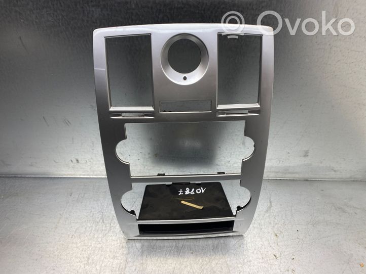 Chrysler 300 - 300C Console centrale, commande chauffage/clim OUZ87TRMAA