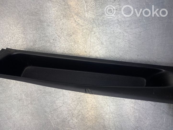 Smart ForFour I Sliding door rail trim MN157165