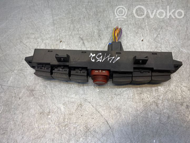 Opel Antara Muut kytkimet/nupit/vaihtimet 96673013