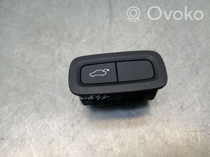 Volvo XC90 Przełącznik / Przycisk otwierania klapy tylnej / bagażnika 