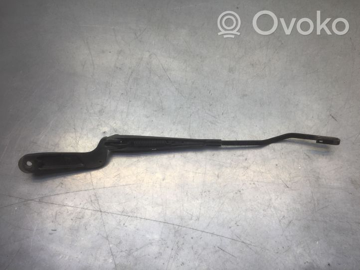 Volkswagen Polo Windshield/front glass wiper blade 6N955409