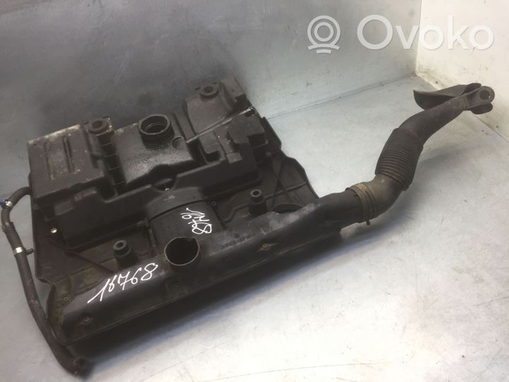 Volkswagen Polo Couvercle cache moteur 030129607