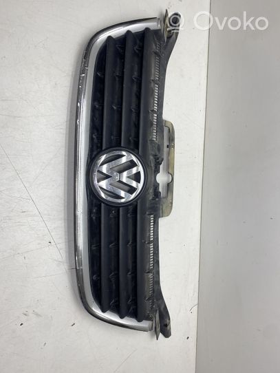 Volkswagen Touran I Griglia superiore del radiatore paraurti anteriore 1T0853651