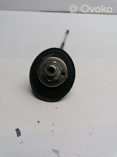 Mazda 3 I Radion antenni 