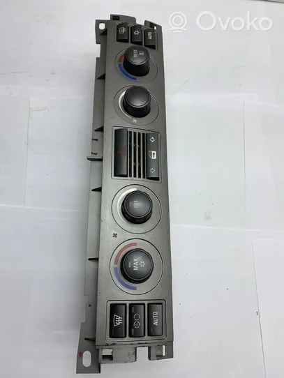 BMW 7 E65 E66 Oro kondicionieriaus/ klimato/ pečiuko valdymo blokas (salone) 64116942979