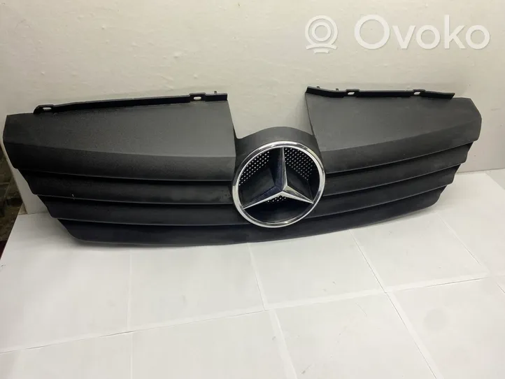 Mercedes-Benz Vaneo W414 Maskownica / Grill / Atrapa górna chłodnicy A4148800085