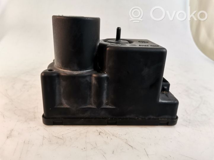 Audi 100 200 5000 C3 Pompe à vide verrouillage central 443862257