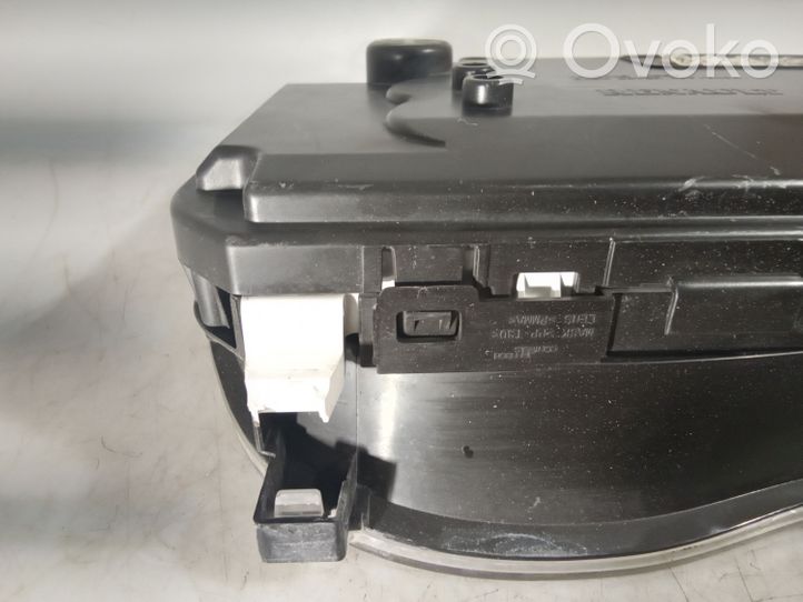 Opel Movano B Speedometer (instrument cluster) 28118012