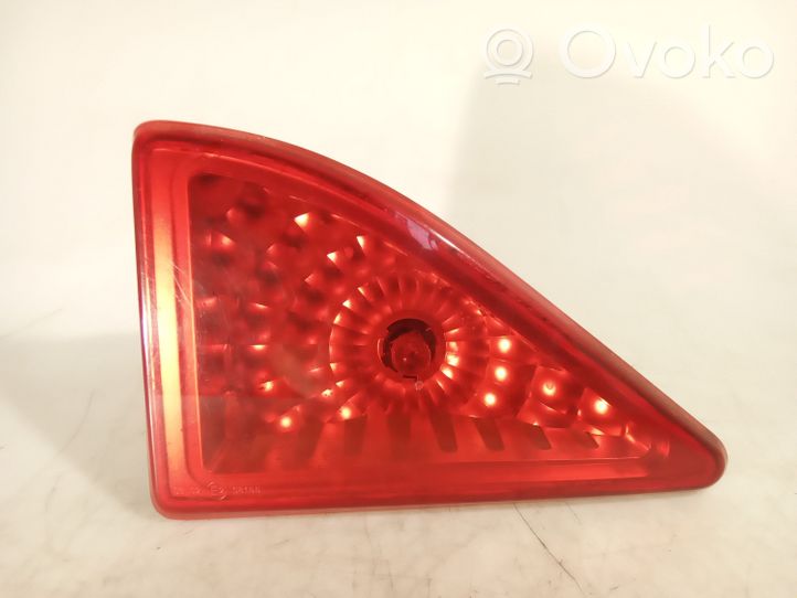 Renault Master III Third/center stoplight 265900021R