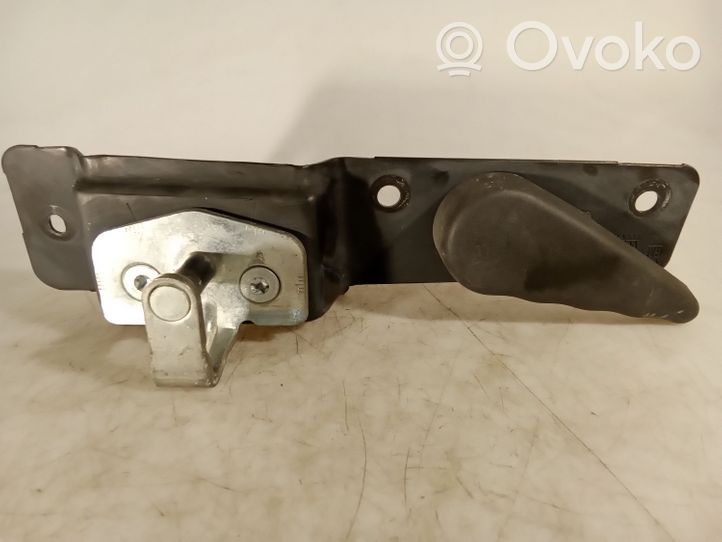 Opel Vivaro Rear door handle cover 846406619R