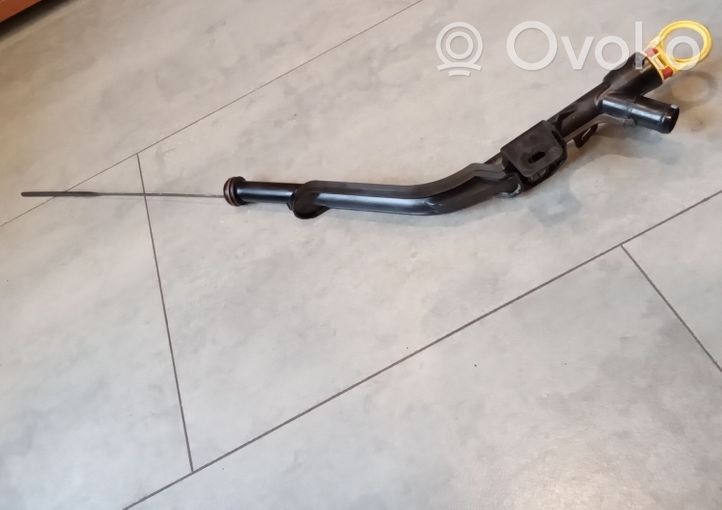 Opel Movano B Öljyntason mittatikku 111501272R