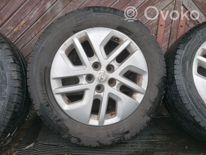 Opel Vivaro Felgi aluminiowe R17 21560R17C