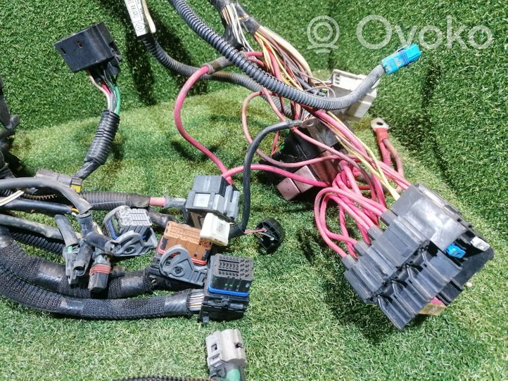 Renault Trafic III (X82) Engine installation wiring loom 8200561890