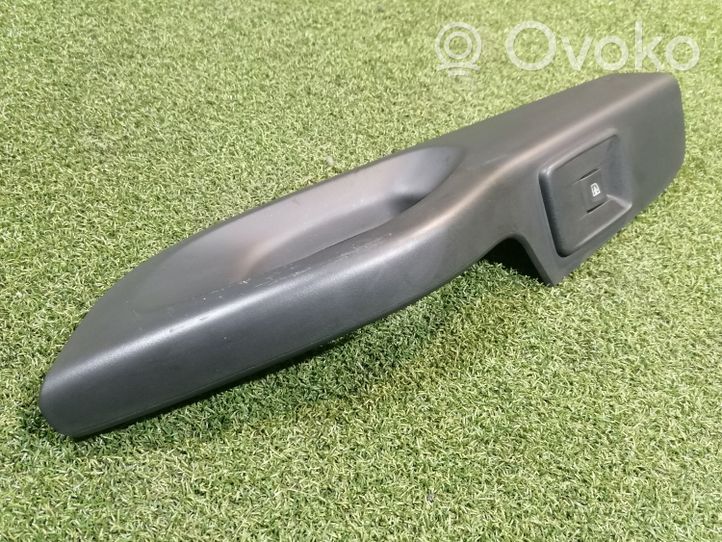 Opel Vivaro Front door interior handle trim 93866643