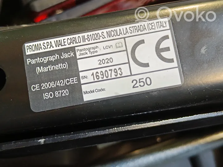 Citroen Jumper Cassetta degli attrezzi 1361315080