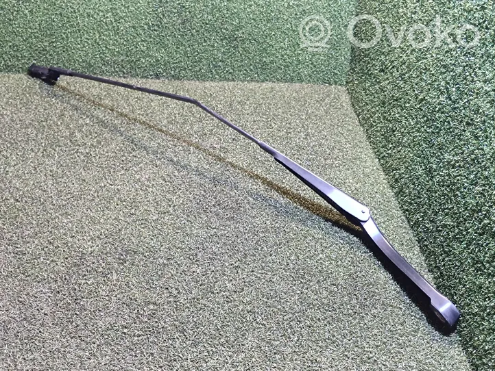 Opel Vivaro Front wiper blade arm 288864419R