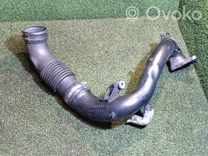 Renault Master III Air intake duct part 165763705R