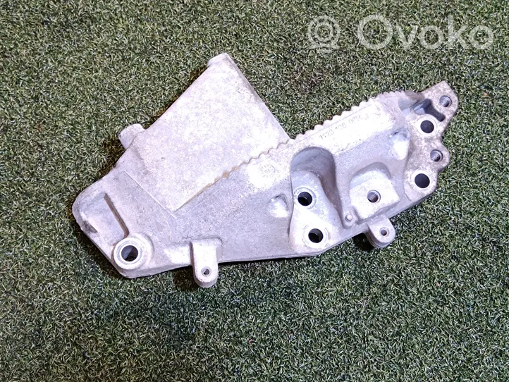 Opel Movano B Halterung Lager Motor 112310605R