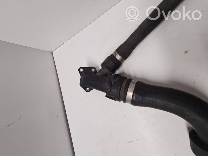 BMW X3 E83 Tuyau de liquide de refroidissement moteur 3401562