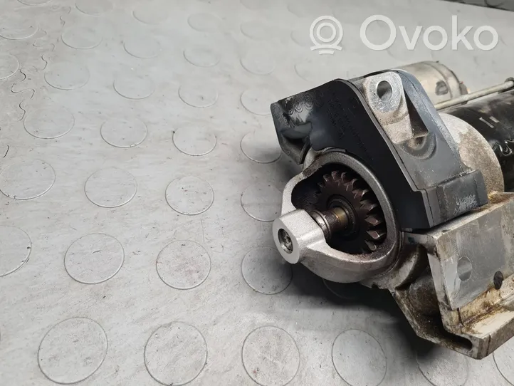 BMW 3 F30 F35 F31 Starter motor 8643641