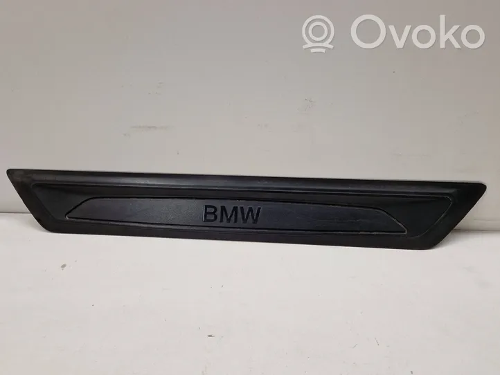 BMW 1 F20 F21 Copertura del rivestimento del sottoporta anteriore 7263315