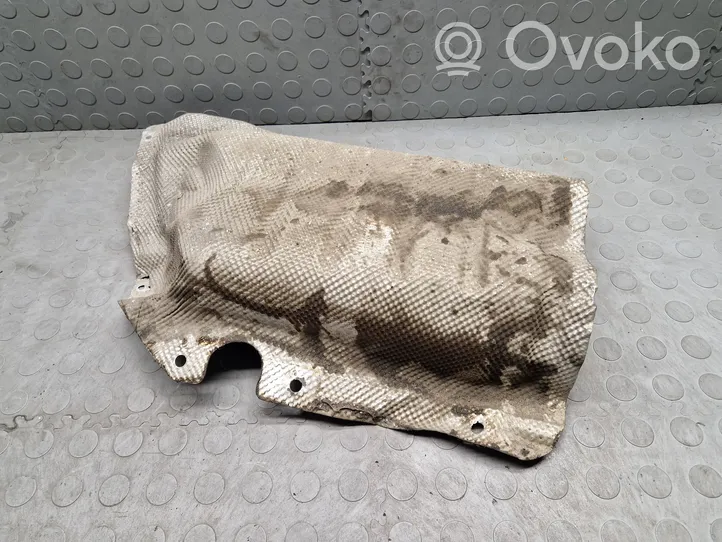 BMW 1 F20 F21 Exhaust heat shield 7241771