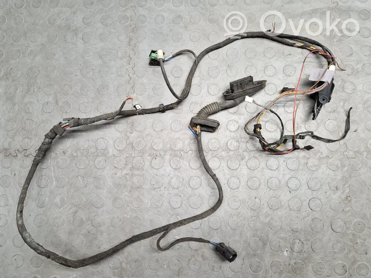 BMW 7 E38 Cablaggio porta anteriore 8392138