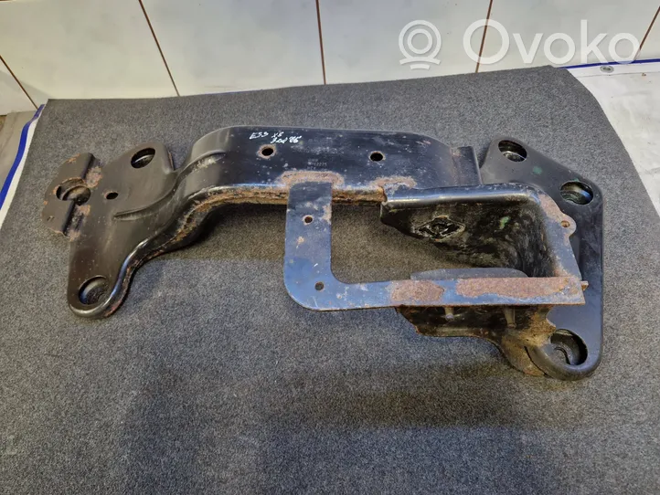 BMW X5 E53 Support de boîte de vitesses 6762275