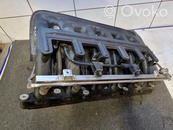 BMW 5 E39 Intake manifold 1438140