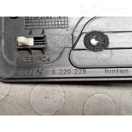 BMW 7 E38 Galinio slenksčio apdaila (vidinė) 8220228