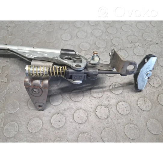 BMW 1 E82 E88 Leva del freno a mano/freno di stazionamento 6782749