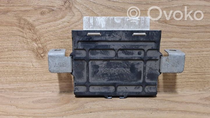 Mitsubishi Montero Module de contrôle de boîte de vitesses ECU MR528637